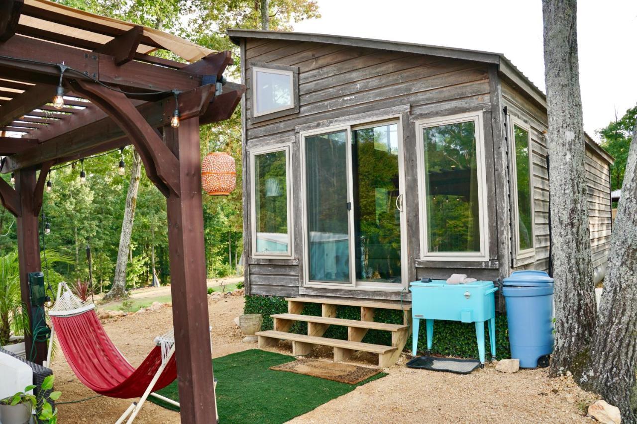 The Gemini-A Dreamy, Waterfront Tiny Cabin Rogersville Luaran gambar